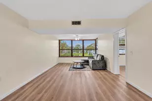 3650 Whitehall Dr, West Palm Beach, FL 33401 - Photo 22