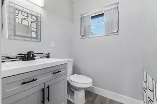 2883 Crosley Dr W, West Palm Beach, FL 33415 - Photo 16