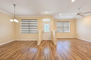 545 NW Portofino Ln, Port Saint Lucie, FL 34986 - Photo 6