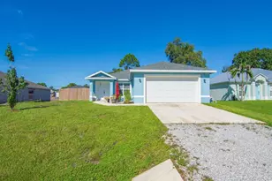 7735 101st Ct, Vero Beach, FL 32967 - Photo 2