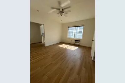 1120 Pennsylvania Avenue #212, Miami Beach, FL 33139 - Photo 6