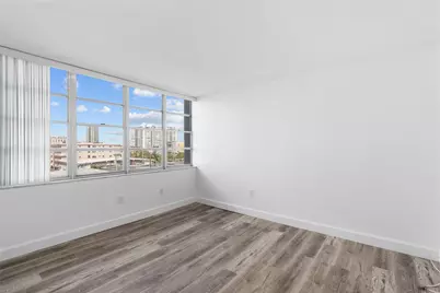 6855 Abbott Avenue #504, Miami Beach, FL 33141 - Photo 18