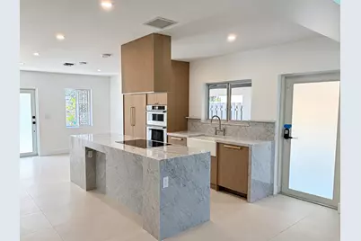 1516 NE 15th Avenue, Fort Lauderdale, FL 33304 - Photo 2