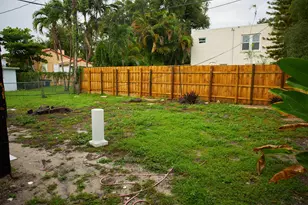 25 NE 43rd St, Miami, FL 33137 - Photo 34