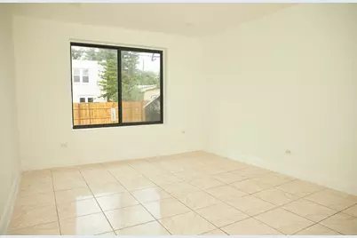 25 NE 43rd Street, Miami, FL 33137 - Photo 12