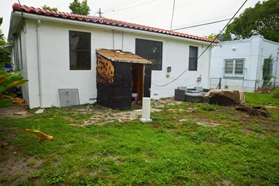 25 NE 43rd Street, Miami, FL 33137 - Photo 34