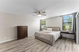 2205 S Cypress Bend Dr, Pompano Beach, FL 33069 - Photo 22