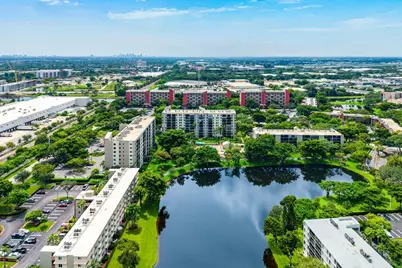 2205 S Cypress Bend Drive #103, Pompano Beach, FL 33069 - Photo 2
