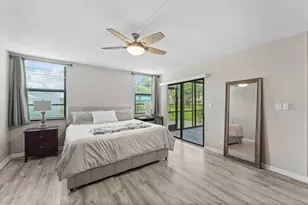 2205 S Cypress Bend Dr, Pompano Beach, FL 33069 - Photo 18