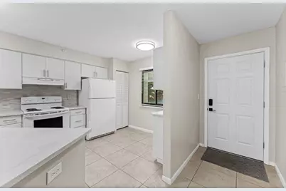 2205 S Cypress Bend Drive #103, Pompano Beach, FL 33069 - Photo 6