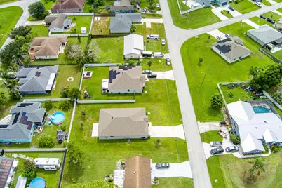 1811 SE Sandia Drive, Port Saint Lucie, FL 34983 - Photo 12