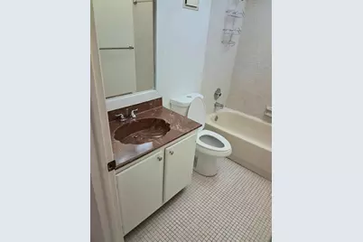 3301 NW 47th Terrace #403, Lauderdale Lakes, FL 33319 - Photo 16