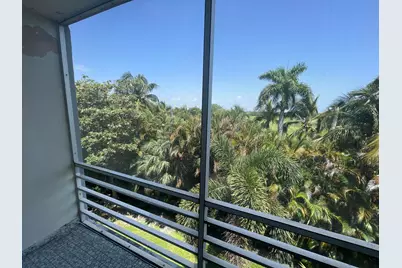 1445 Atlantic Shores Boulevard #410, Hallandale Beach, FL 33009 - Photo 2