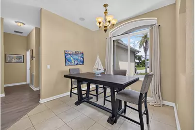 1402 SW Abingdon Avenue, Port Saint Lucie, FL 34953 - Photo 10