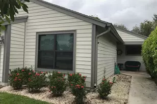2551 Bedford Mews Dr, Wellington, FL 33414 - Photo 4
