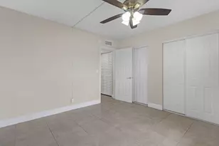 520 NE 45th St, Boca Raton, FL 33431 - Photo 4