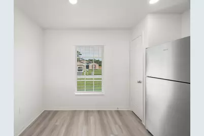 8766 101st Court, Vero Beach, FL 32967 - Photo 4