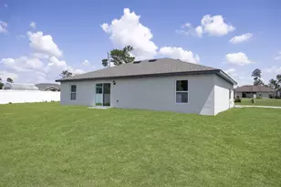 8766 101st Ct, Vero Beach, FL 32967 - Photo 22