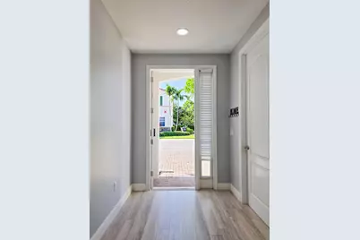 4679 Tara Cove Way, West Palm Beach, FL 33417 - Photo 10