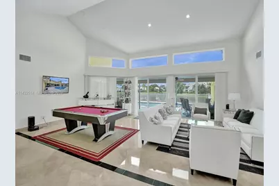 4495 Woodfield Boulevard, Boca Raton, FL 33434 - Photo 10