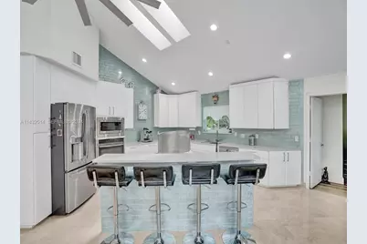 4495 Woodfield Boulevard, Boca Raton, FL 33434 - Photo 6