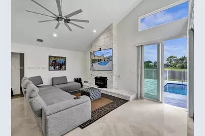 4495 Woodfield Boulevard, Boca Raton, FL 33434 - Photo 14