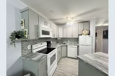226 Durham E #226, Deerfield Beach, FL 33442 - Photo 6