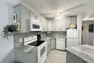 226 Durham E, Deerfield Beach, FL 33442 - Photo 6
