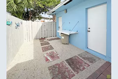 2695 SE 1st Court #2, Pompano Beach, FL 33062 - Photo 20