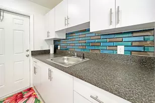 2695 SE 1st Ct, Pompano Beach, FL 33062 - Photo 12