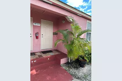 227 Foresteria Drive #D, Lake Park, FL 33403 - Photo 2
