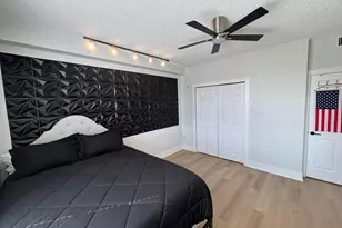 616 Clearwater Park Rd, West Palm Beach, FL 33401 - Photo 6