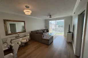 616 Clearwater Park Rd, West Palm Beach, FL 33401 - Photo 2