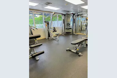 19201 Collins Avenue #1034, Sunny Isles Beach, FL 33160 - Photo 10