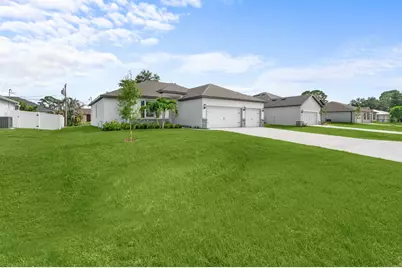 9166 103rd Court, Vero Beach, FL 32967 - Photo 2