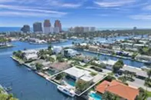 2875 NE 25th Ct, Fort Lauderdale, FL 33305 - Photo 2
