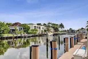 2875 NE 25th Ct, Fort Lauderdale, FL 33305 - Photo 8