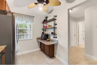 136 Lake Rebecca Drive, West Palm Beach, FL 33411 - Photo 20