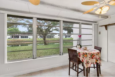 136 Lake Rebecca Drive, West Palm Beach, FL 33411 - Photo 6