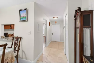 136 Lake Rebecca Drive, West Palm Beach, FL 33411 - Photo 18