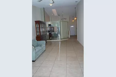 9919 Malvern Drive, Tamarac, FL 33321 - Photo 4