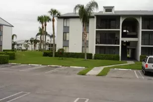 1105 Green Pine Blvd, West Palm Beach, FL 33409 - Photo 1