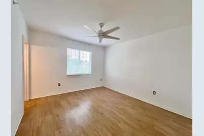 6400 Emerald Dunes Drive #104, West Palm Beach, FL 33411 - Photo 16