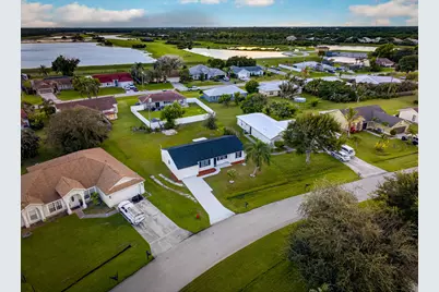 2557 SE Robin Circle, Port Saint Lucie, FL 34952 - Photo 30