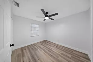 2557 SE Robin Cir, Port Saint Lucie, FL 34952 - Photo 12