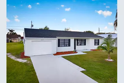 2557 SE Robin Circle, Port Saint Lucie, FL 34952 - Photo 28