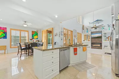 7202 Catalina Isle Drive, Lake Worth, FL 33467 - Photo 18