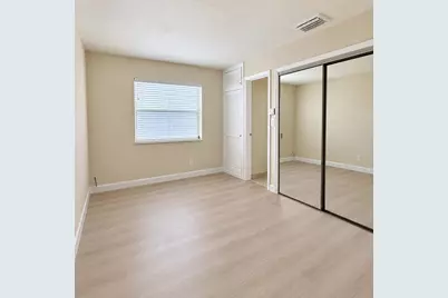 815 Middle River Drive #110, Fort Lauderdale, FL 33304 - Photo 6