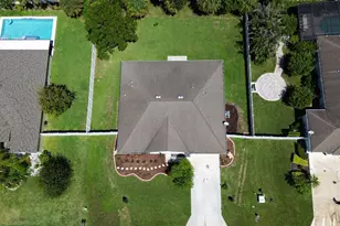 4839 Ashley Lake Cir, Vero Beach, FL 32967 - Photo 44