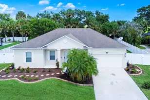 4839 Ashley Lake Cir, Vero Beach, FL 32967 - Photo 2